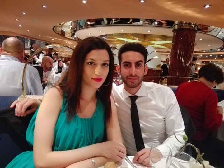 Postate una foto di voi due 👇 - 1