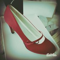 Mi fate vedere le vostre scarpe? - 1