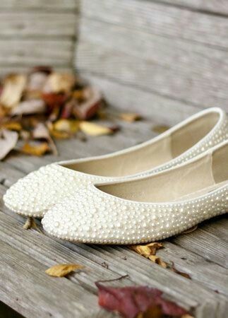 Flat shoes