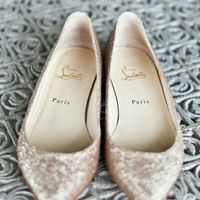 Flat shoes