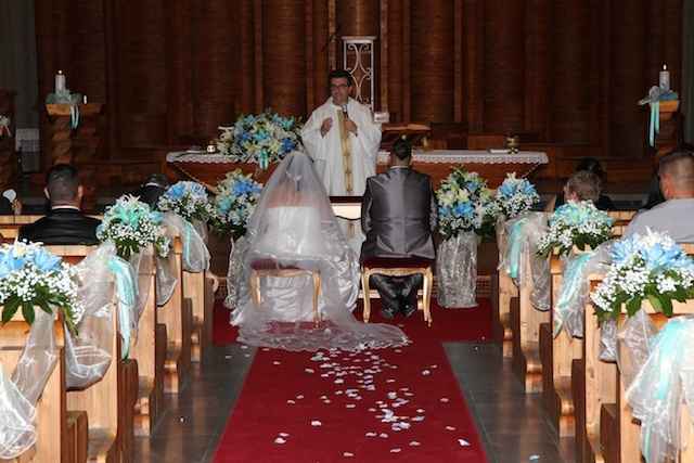 Allestimento chiesa... - 1