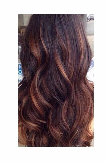 capelli con ciocche ramate