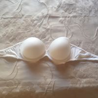 Cucire il reggiseno all'abito - 1
