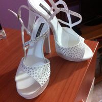 Tra i due litiganti il terzo gode: ecco le mie scarpe! - 2