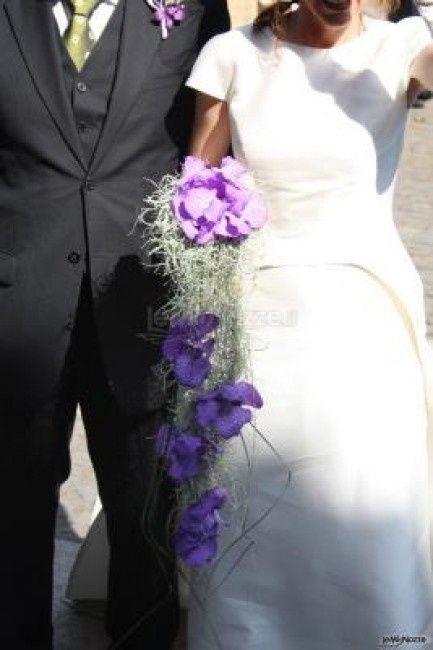 bouquet cascata orchidee