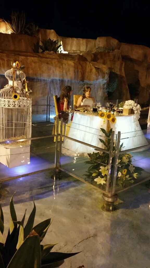 Bianco e giallo delicato... - 2