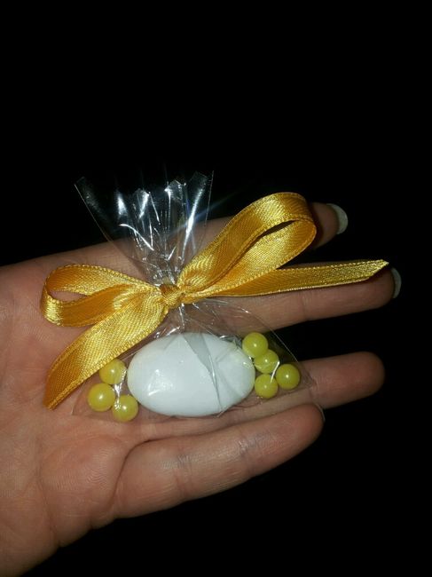 Bianco e giallo delicato... - 6