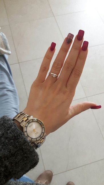 Com'è il vostro anello di fidanzamento? 9