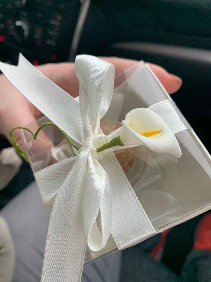 Bomboniere: almeno i confetti ci sono 😂 - 3