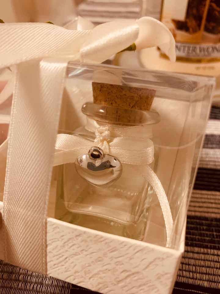 Bomboniere: almeno i confetti ci sono 😂 - 5