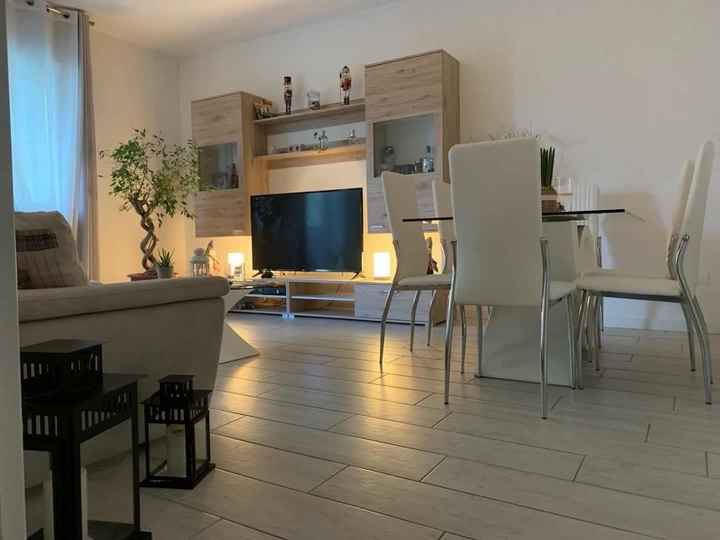 Come sono i pavimenti e le pareti della vostra casa? - 1