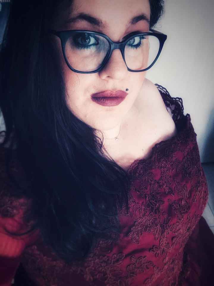 Sposa con occhiali 👰‍♀️ 👓 - 1