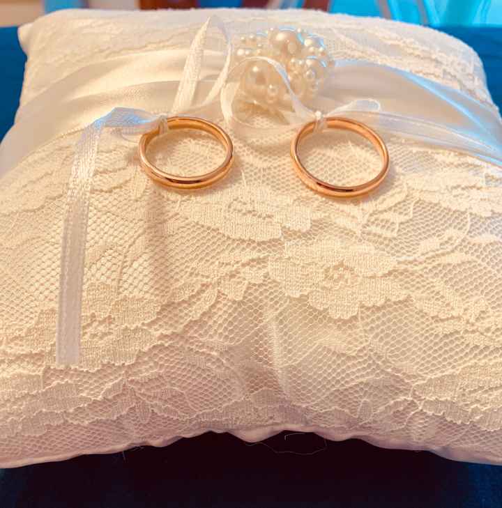 Cuscino portafedi - 1