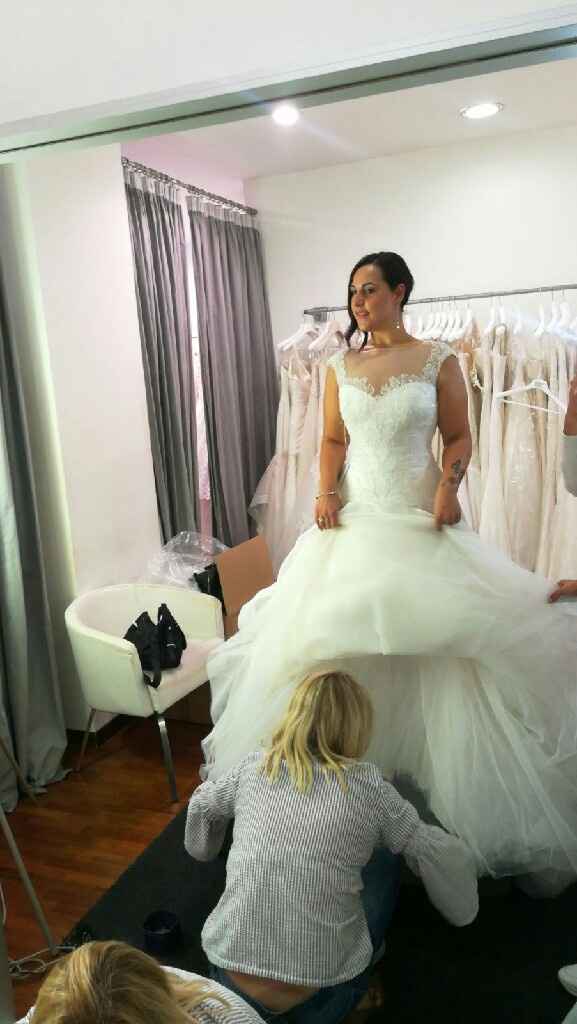  Ragazze ecco il mio abito come orecchini che ne dite di un punto luce?? - 1