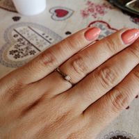 Parlaci del tuo anello di fidanzamento e scarica il regalo - 1