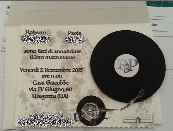 Fronte con vinile girevole