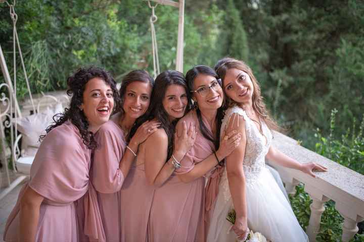 Chi paga l'abito alle damigelle ? - 2