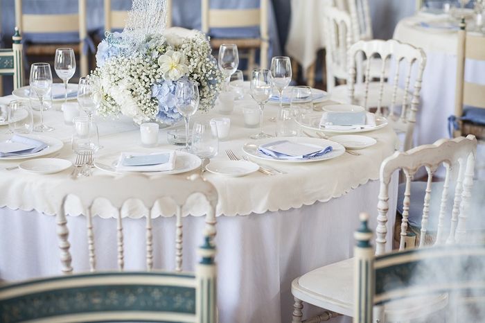 Allestimento tavoli 2