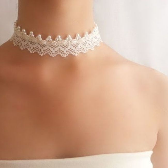 Choker in pizzo bianco 1