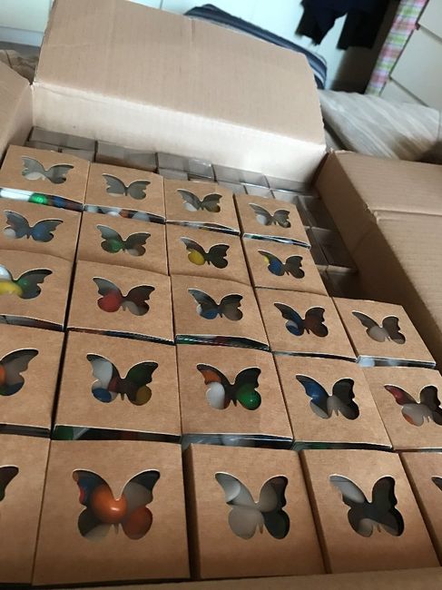 I confetti e le smarties per gli invitati 