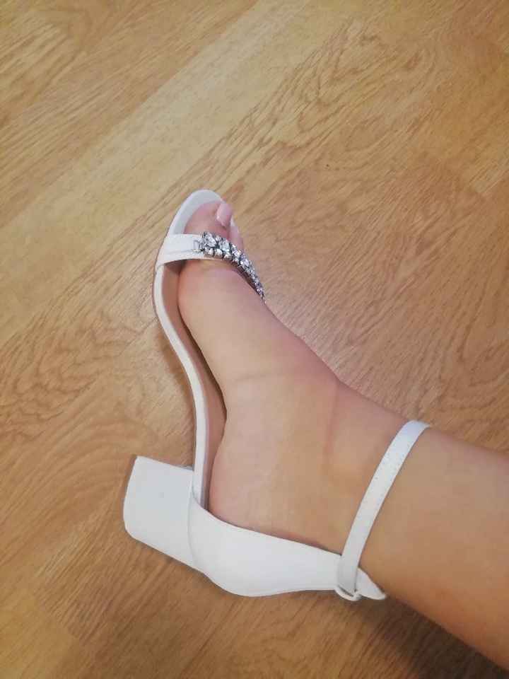 Cambio scarpe - 1