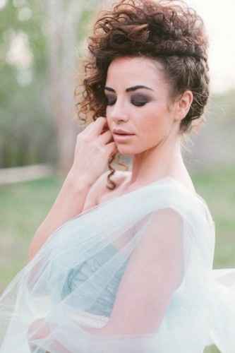 Consigli su acconciature per capelli ricci - 2