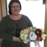 prepaazione fiori di carta