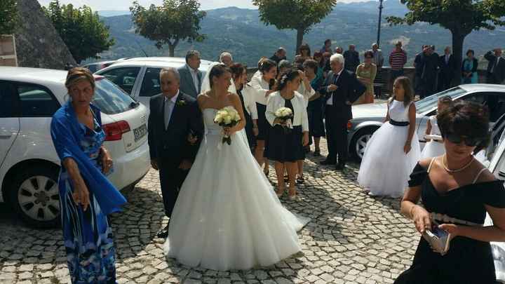 Mi fate vedere i vostri abiti? - 1