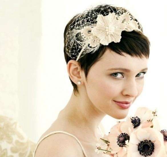 Sposa con i capelli corti 1