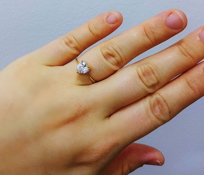 Come è il vostro anello di fidanzamento?? 11
