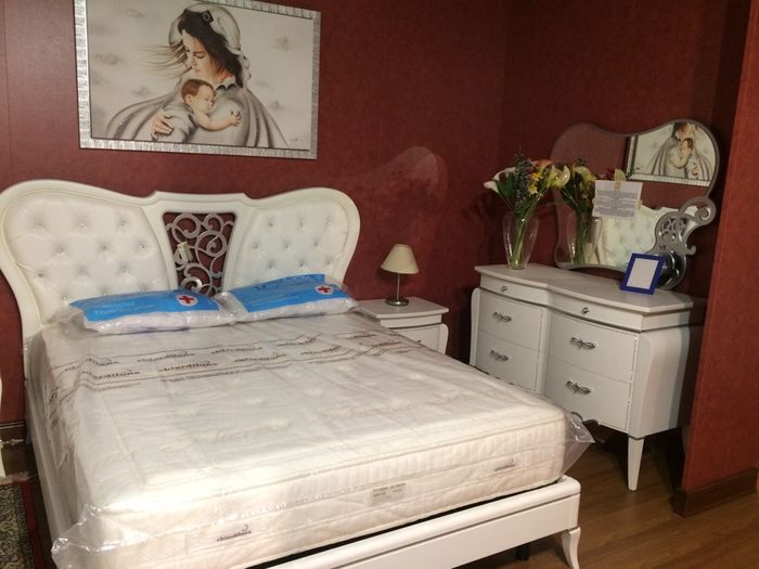 Cosa ne pensate di questa camera da letto? - 1