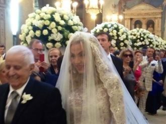 Valeria marini primissimo scatto abito sposa - 2