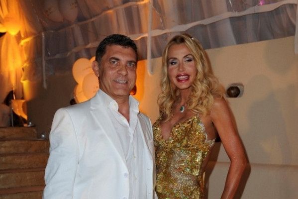Valeria marini primissimo scatto abito sposa - 2