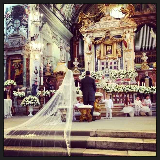 Valeria marini primissimo scatto abito sposa - 1