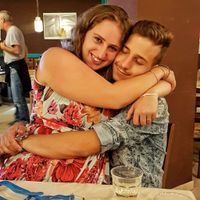 Postate una foto di voi due 👇 - 1