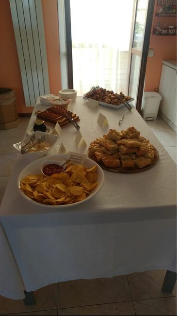 Tavolo caffè e dolci in casa - 1