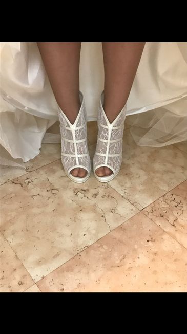 Sono fan - Scarpa sandalo o décolleté? - 1