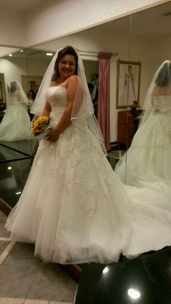 Questo é il mio abito e il vostro??? postate le foto!!!! - 1