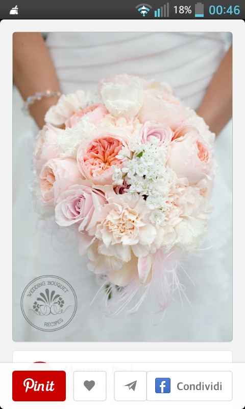 Club della sposa con il bouquet color pastello: - 2