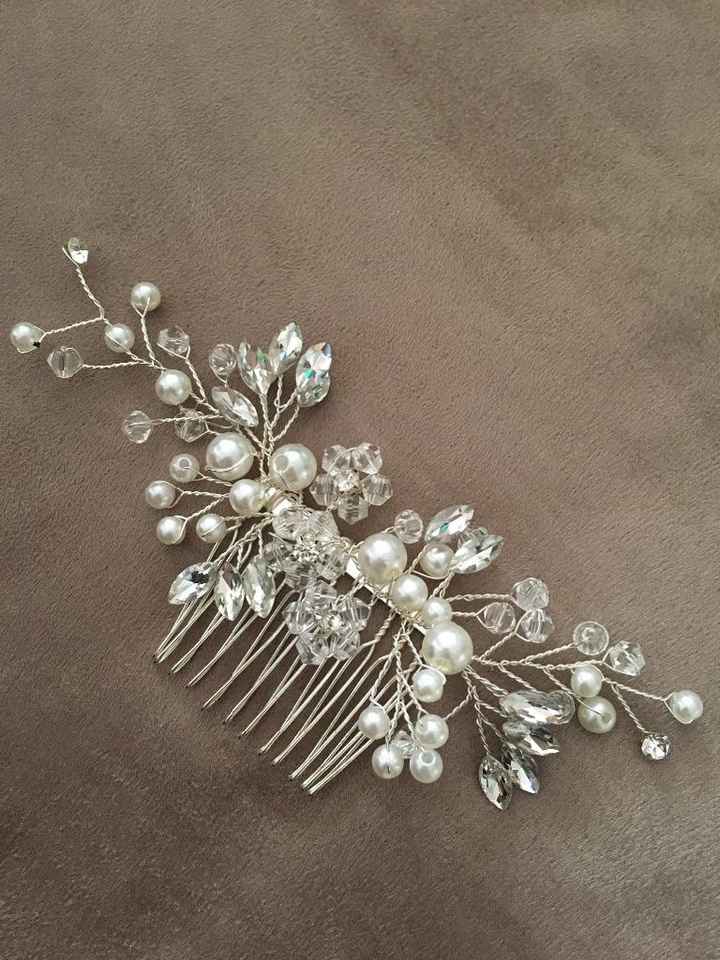 Fermaglio acconciatura: votate! - 1