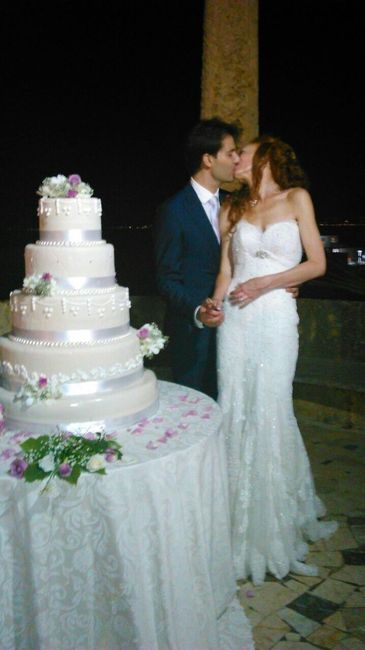 Il taglio della torta nuziale!!!