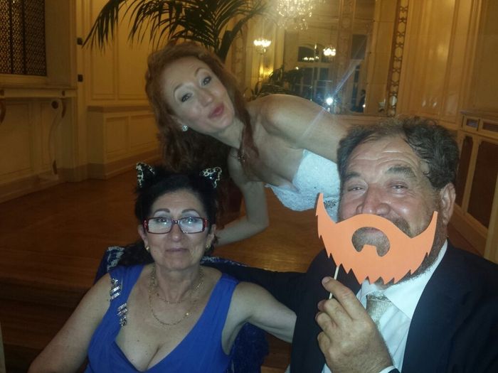 Un selfie con mamma e papà 