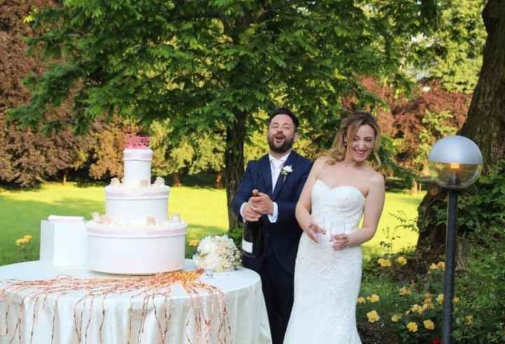 Gusto wedding cake 😋🍰 - 1