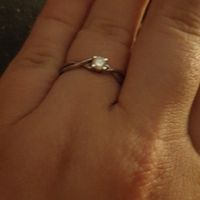 E ora mostraci una foto del tuo anello di fidanzamento! - 2