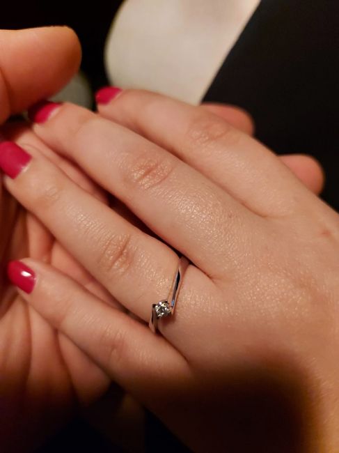 Come è il vostro anello di fidanzamento?? 12