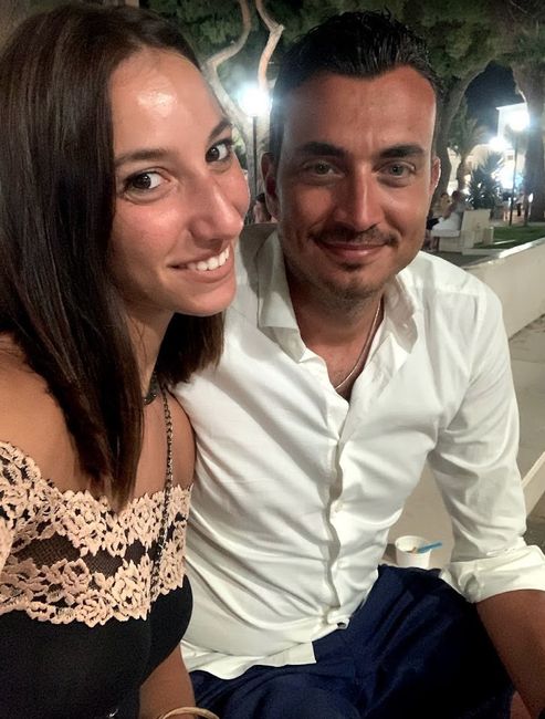 Postate una foto di voi due 👇 - 1