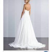 Mi fate vedere i vostri abiti? - 2