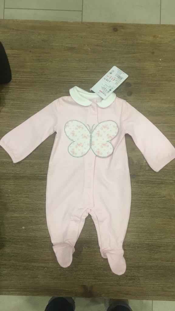 Curiosità vestito bebè - 1