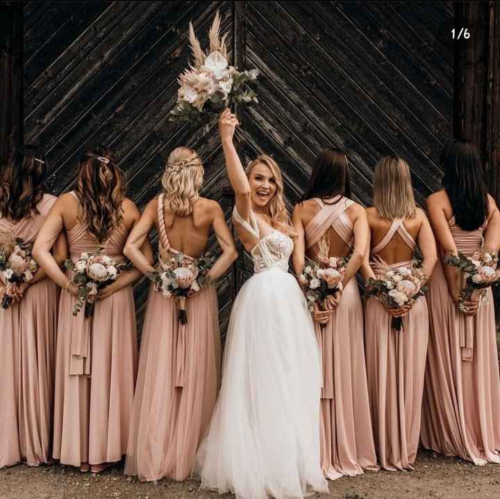 Abiti uguali testimoni e damigelle Moda nozze Forum Matrimonio