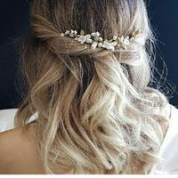 Acconciatura capelli lunghi sciolti - 1